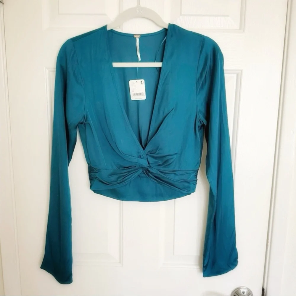 Free People Miraya Satin Twist Front Crop Top Corsair Blue XS NWT Glam. - Picture 2 of 5